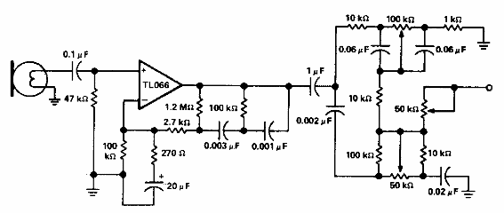 Amplificador de micrófono con control de tono 
